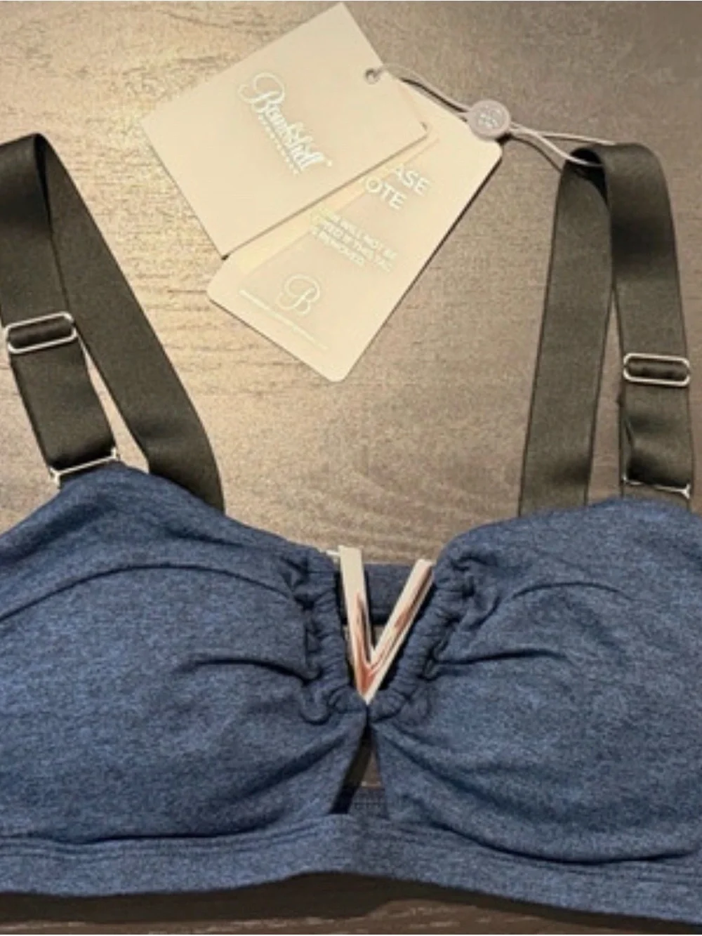 NWT Rare Bombshell Goddess Sports Bra